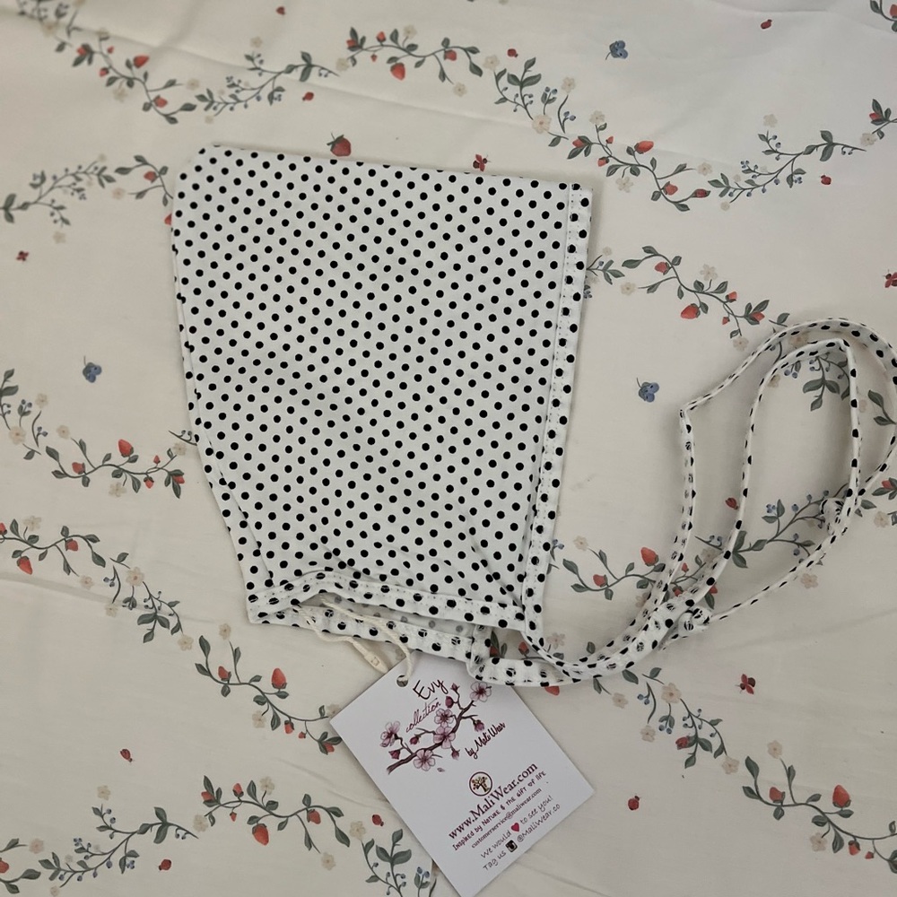 Polka Dot Bonnet